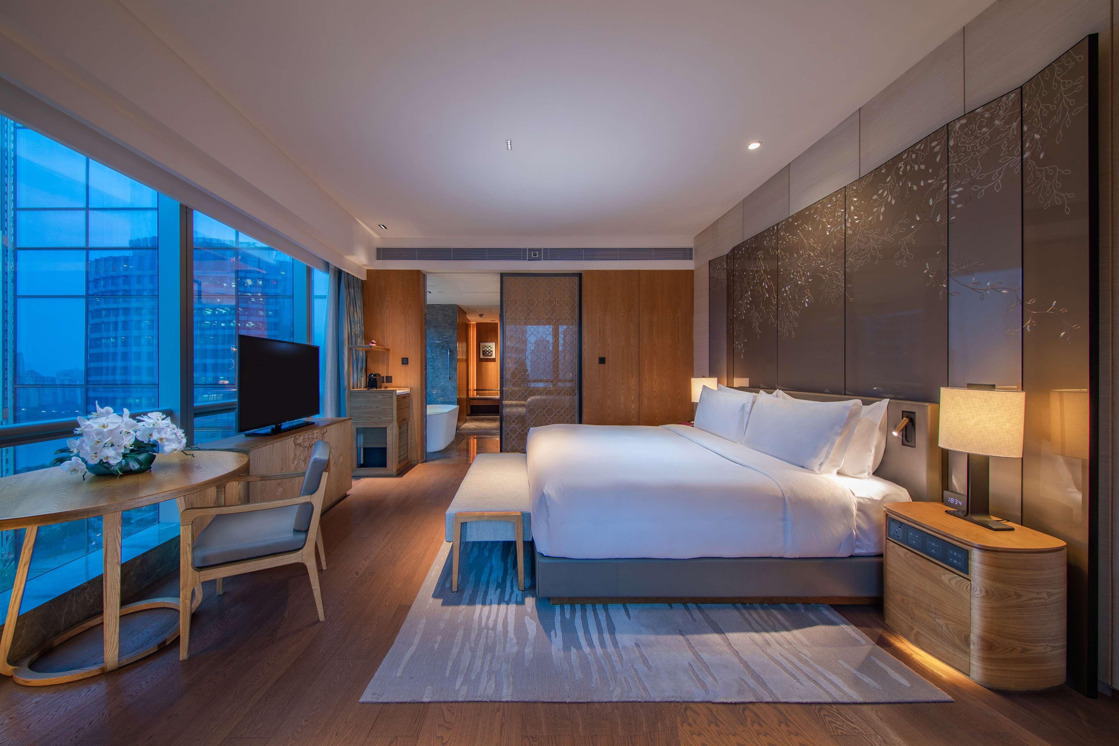 Conrad Guangzhou Hotel Bagian luar foto